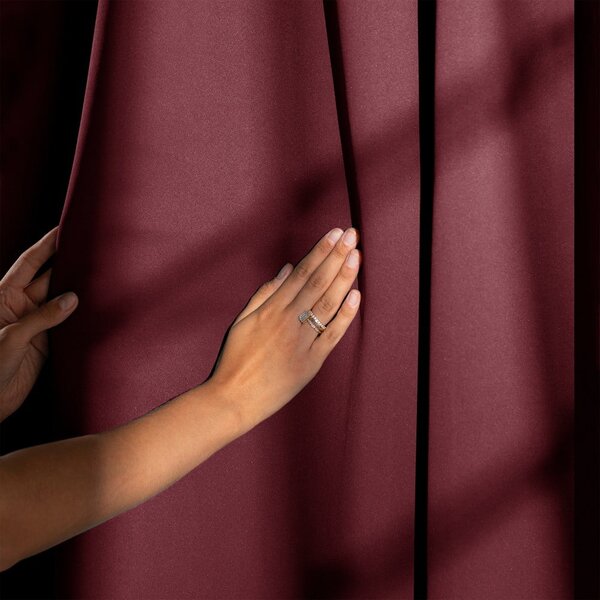 Bordo zavjesa za djelomično zamračenje 140x245 cm Kierra – Restilo