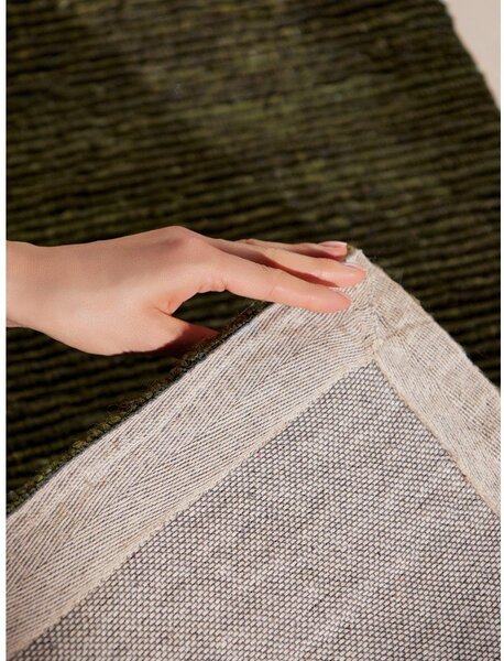 Tamno zeleni ručno rađen vunen tepih 120x170 cm Bexley Woolwich – Ted Baker