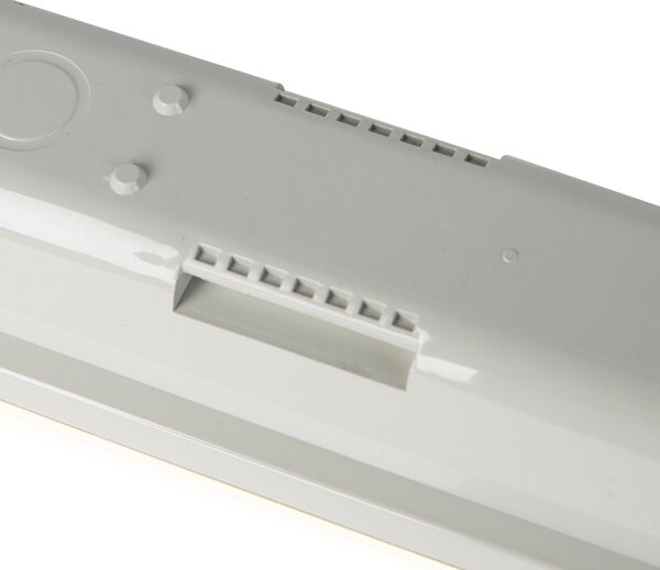 TL svjetiljka s uključenom LED od 1800 lm i senzorom pokreta IP65 - Base