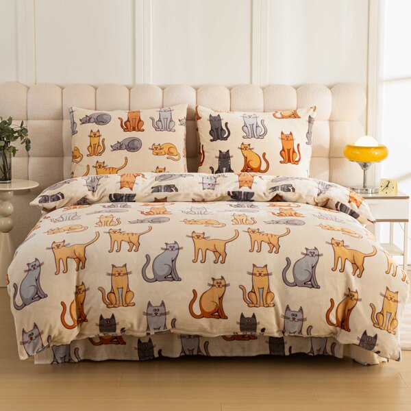 Set posteljine od mikropliša COLORED CATS krem + plahta od mikropliša SOFT 90x200 cm bijela, za jedan krevet