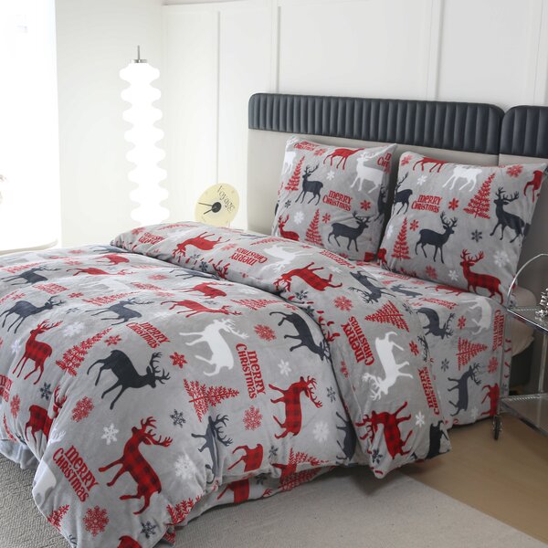 Set posteljine od mikropliša MERRY CHRISTMAS DEER sive + plahta od mikropliša SOFT 180x200 cm bijela, dvostruki krevet