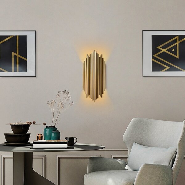 Zidna lampa u zlatnoj boji Kara – Opviq lights