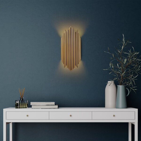 Zidna lampa u zlatnoj boji Kara – Opviq lights