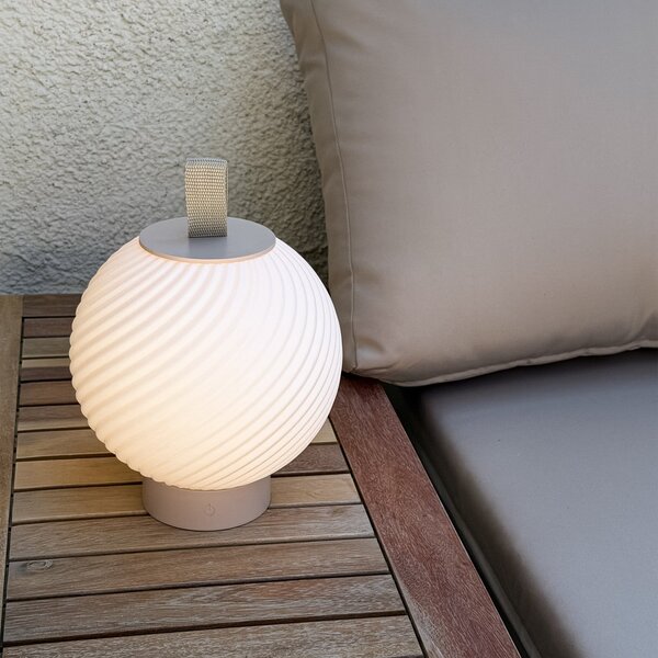 Briloner Brilo Unplugged Globe punjiva LED stolna lampa, bež/bijela, IP44, prigušiva, Bež, Područje hodnika, Plastika