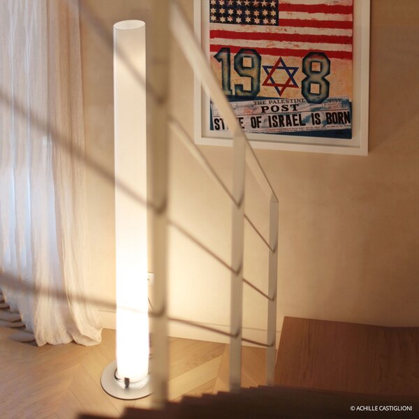 FLOS Stylos podna lampa u obliku cilindra, visine 200 cm, Bijela, Dnevni boravak/blagovaonica, Plastika
