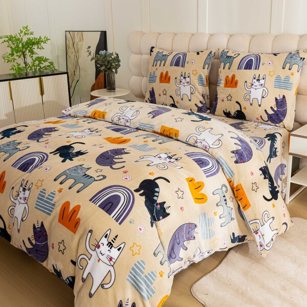 Posteljina mikropliš PURRSLEEP bež. Dimenzije posteljine: 2 kom 70 x 90 cm | 200 x 220 cm