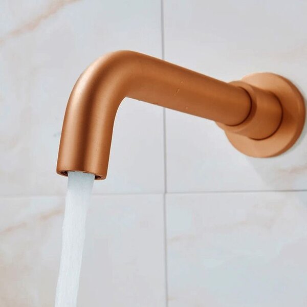 Slavina u ravnini Rea Lungo Long Copper Brush + BOX
