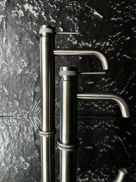 SLAVINA ZA UMIVAONIK Rea Lungo Grip Gun Grey high
