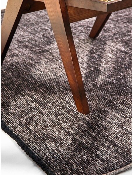 Smeđi tepih 80x150 cm Prisma – Elle Decoration