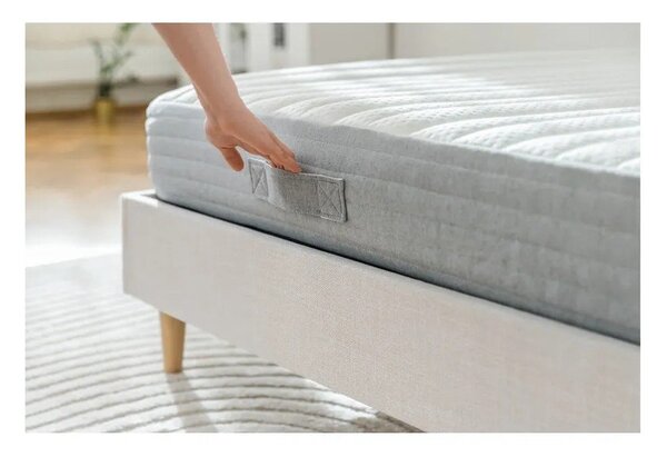 Srednje tvrd madrac od pjene s termo regulacijom 135x190 cm Yoko – Kave Home