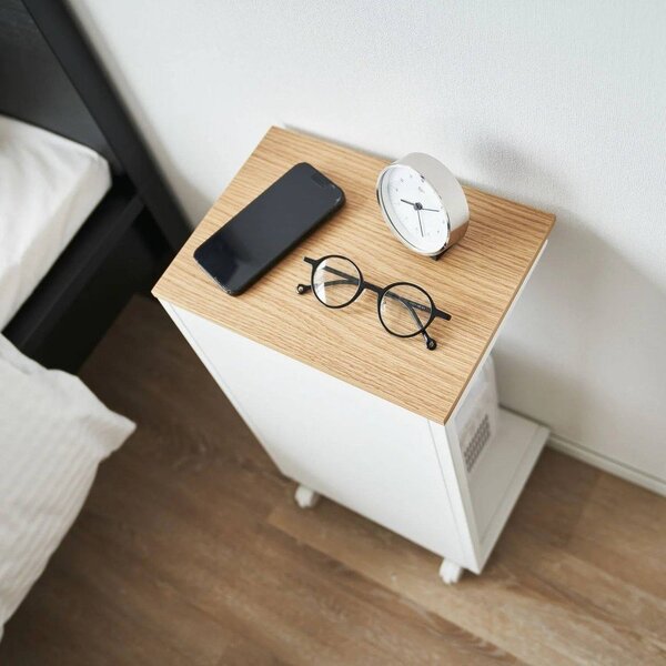 Metalni pomoćni stol 22x31 cm Tower – YAMAZAKI
