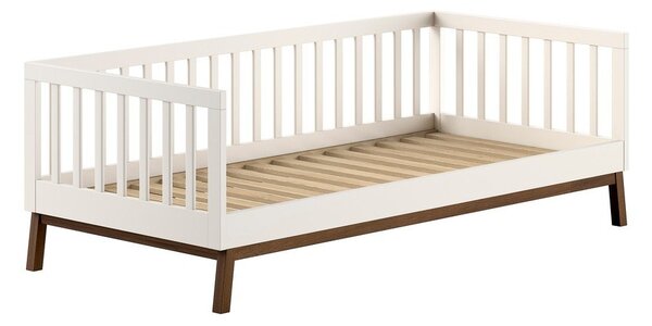 Bež dječji krevet od masivnog bora s podnicom 90x200 cm Sezane – Vipack