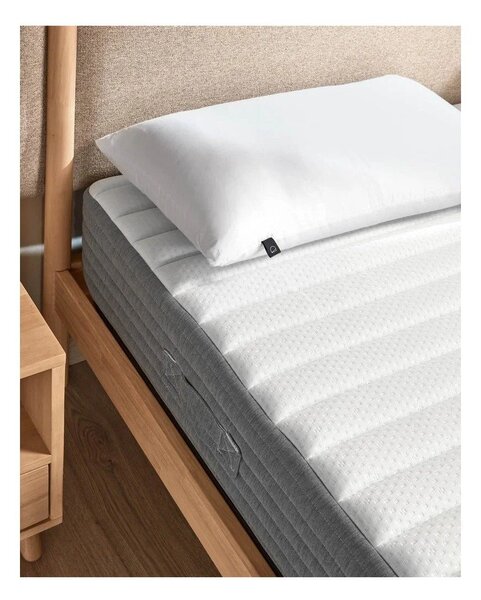 Srednje tvrd madrac od pjene s termo regulacijom 135x190 cm Yoko – Kave Home