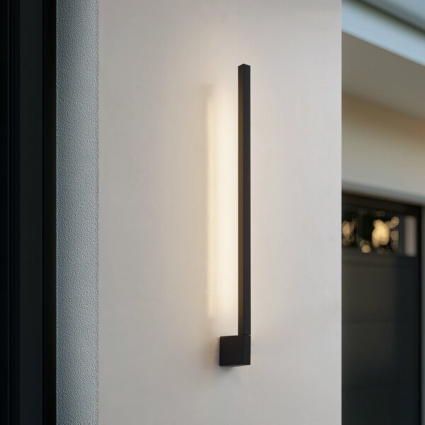 Lindby LED zidna svjetiljka Neano, 80 cm, crna, metalna, IP54, Crno, Aluminij