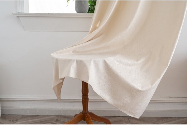 Zamračujuća zavjesa DUNES VELVET 140x250 cm, krem. Sistem za vješanje: Metalni prstenovi