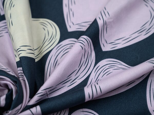 Posteljina od mikrovlakana VIOLET HEARTS svijetlo ljubičasta Dimenzije posteljine: 2 kom 70 x 80 cm | 160 x 200 cm