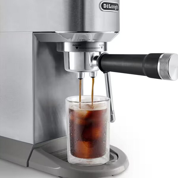 Aparat za espresso kavu De Loghi EC890.M