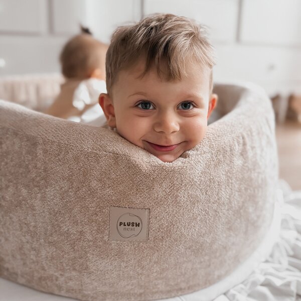 Plush Nest Suhi bazen za igralište 90x30 s trokutom (+200 loptica: biserne, zlatne, mint), zeleni