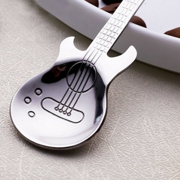 Žličice, gitara