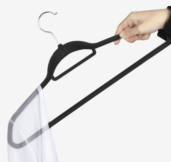 Postavite 20 baršunastih vješalica za odjeću 45 cm