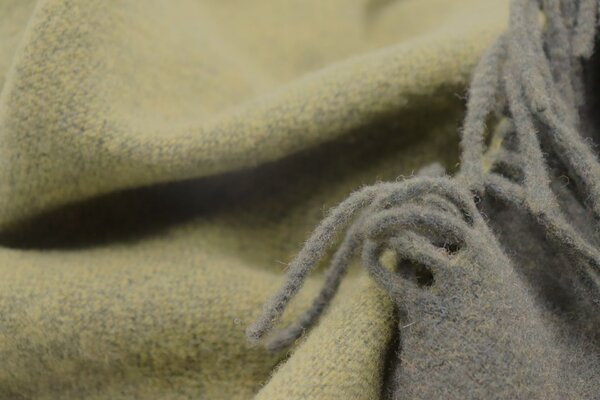 Deka Cashmere Olive 130x170