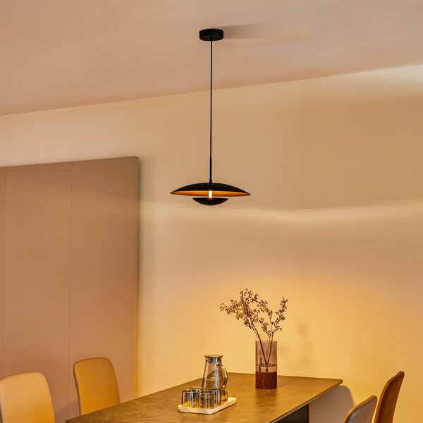 Lindby LED viseća svjetiljka Tiama, metal, crna/zlatna, Ø 40 cm, Crno, Dnevni boravak/blagovaonica, Metal
