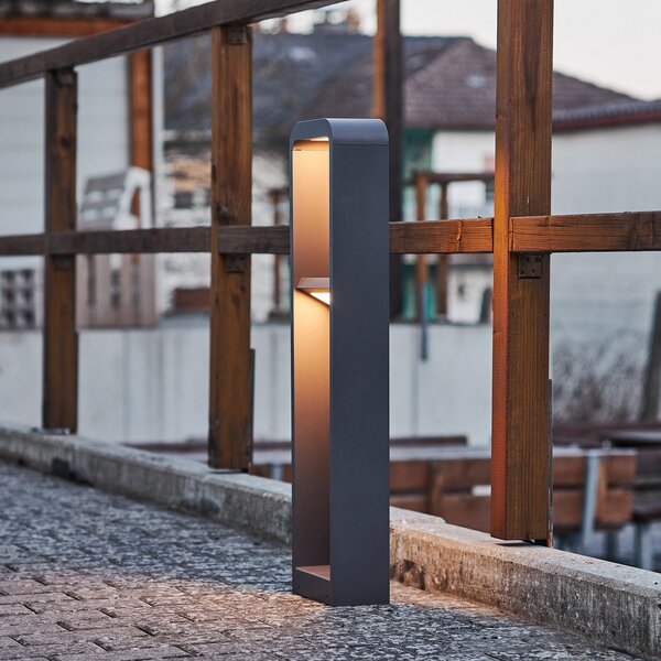 Lindby LED putna svjetiljka Darko, 80 cm, siva, metal, IP54, Sivo, Aluminij