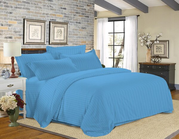 Hotelska posteljina od mikrovlakana JASMINE PURE svijetloplava - pruga 1 cm Dimenzije posteljine: 70 x 90 cm | 140 x 200 cm