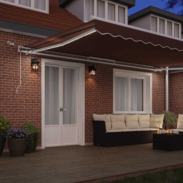 Tenda na automatsko uvlačenje s LED smeđa 500x300 cm - Smeđa / 500 x 300 cm
