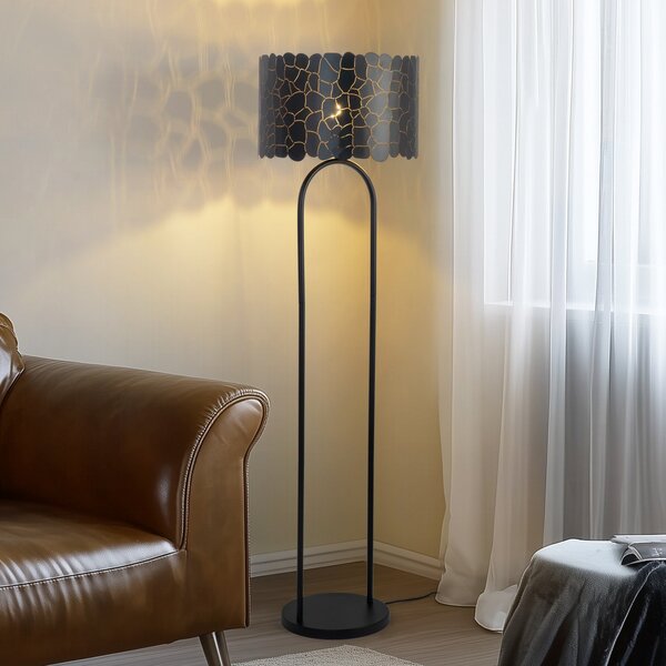 Lindby podna lampa Aralena, crna/zlatna, visina 143,5 cm, Crno, Dnevni boravak/blagovaonica, Metal