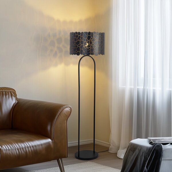 Lindby podna lampa Aralena, crna/zlatna, visina 143,5 cm, Crno, Dnevni boravak/blagovaonica, Metal