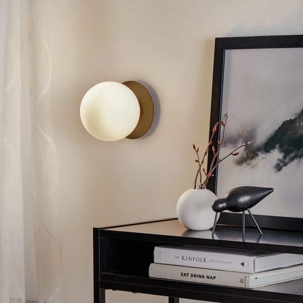 EMIBIG LIGHTING Zidna svjetiljka Minerva K1 s crnim metalnim rubom, prigušiva, Crno, Područje hodnika, Metal