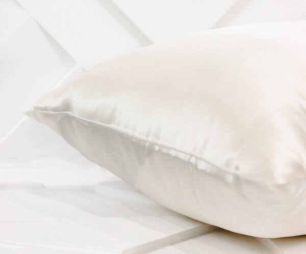Svilena jastučnica Dreamwithus premium - Šampanjac 50x70