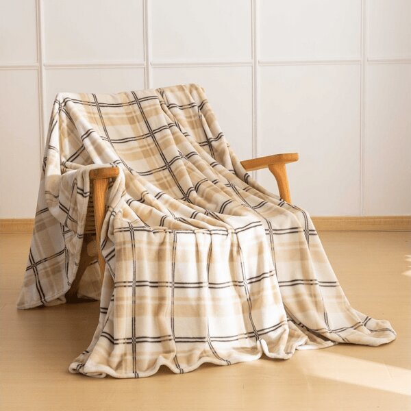 Mikropliš deka PLAID, krem boja Dimenzije: 150 x 200 cm