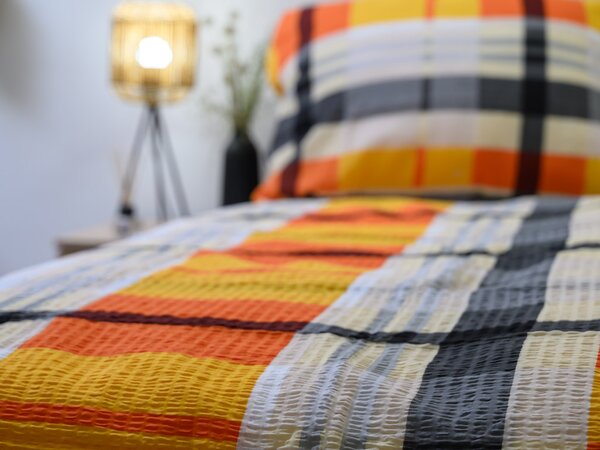 Krepska posteljina od Renforcé pamuka ORANGE KUBE šareno Dimenzije posteljine: 70 x 90 cm | 140 x 200 cm