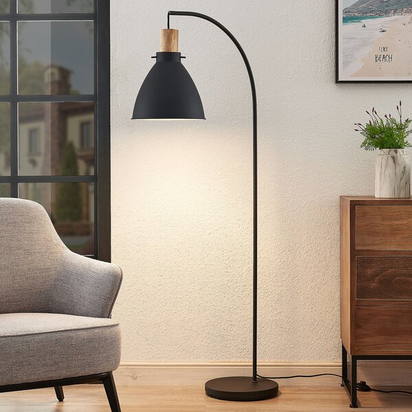 Lindby podna lampa Trebale, crna, drvo, 154 cm, E27, Crno, Dnevni boravak/blagovaonica, Metal, Stanite zračeći prema dolje