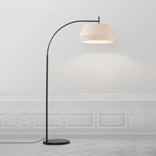 Nordlux Dicte podna lampa, ručno vezano sjenilo, bež, Bež, Dnevni boravak/blagovaonica, Tkanina / tekstil