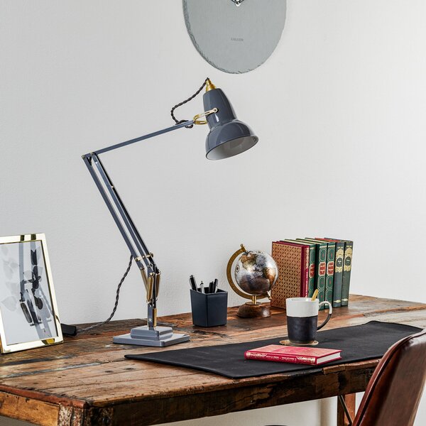 Anglepoise Original 1227 Stolna lampa od mesinga siva