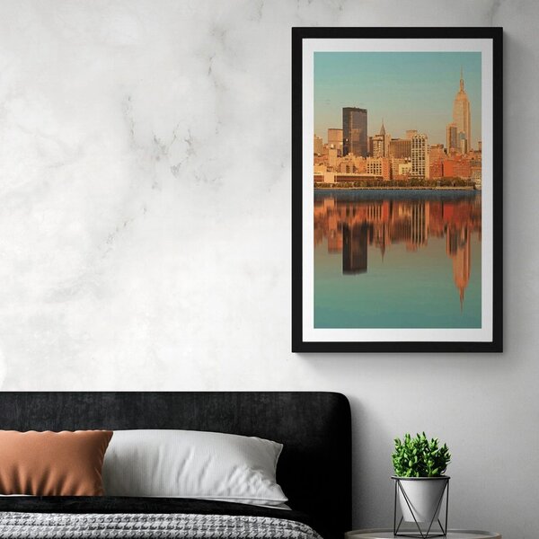 Plakat s paspartuom čaroban New York u odsjaju u vodi