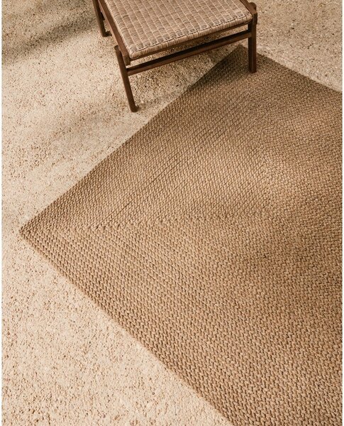 Bež unutarnji i vanjski tepih od recikliranih vlakna 160x230 cm Despas – Kave Home