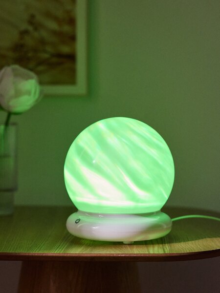 Sinsay - Dekorativna LED stolna lampa u obliku kugle