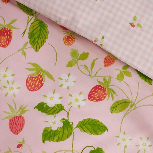 Ružičasta posteljina za krevet za jednu osobu 135x200 cm Strawberry Frills – Catherine Lansfield