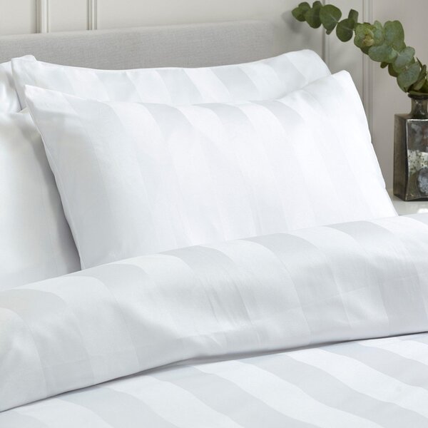 Bijela 3-dijelna satenska posteljina za bračni krevet 200x200 cm So Soft Satin Stripe – Catherine Lansfield