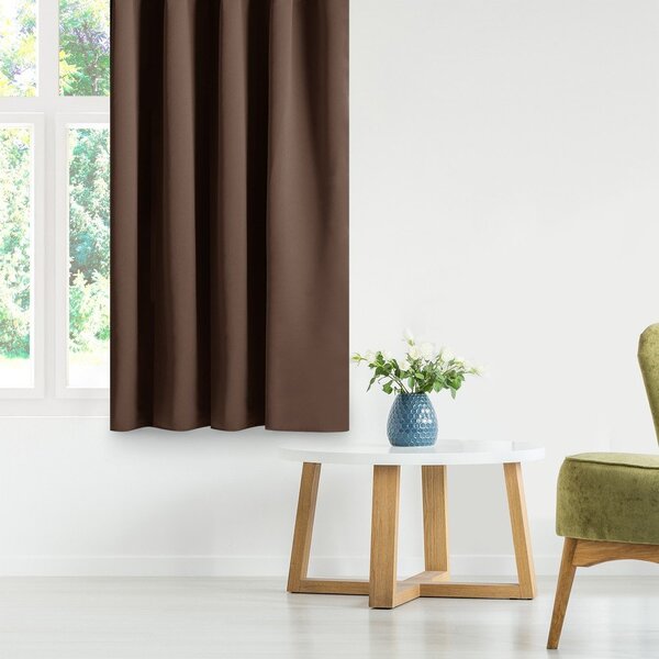 Smeđa zavjesa za djelomično zamračenje 140x245 cm Kierra – Restilo
