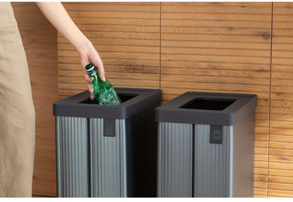 Siva kanta za smeće za odvojeni otpad od reciklirane plastike 54 l Verto Recycle – Curver