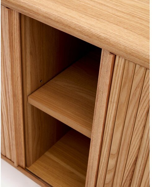 Komoda u dekoru jasena s kliznim vratima u prirodnoj boji 180x75,5x40 cm Mailen – Kave Home