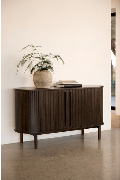 Smeđa komoda u dekoru hrasta s kliznim vratima 140x76x45 cm Meta – Unique Furniture