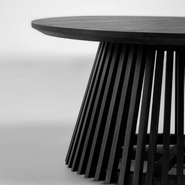 Crni stolić za kavu od tikovine Kave Home Irune, ⌀ 80 cm