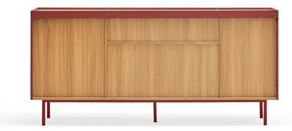 Crvena niska komoda u dekoru hrasta 165x78 cm Arista – Teulat