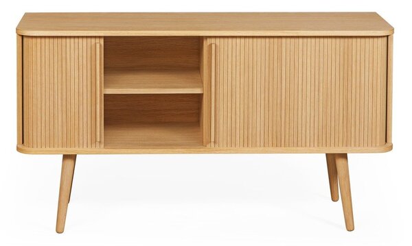 Niska komoda u dekoru hrasta s kliznim vratima u prirodnoj boji 138x75 cm Rove – Woodman